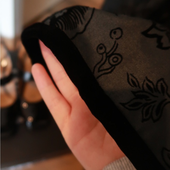 (Vintage/Designer) Giorgio Beverly Hills Renaissance Inspired Two Piece Set - Picture 6 of 11